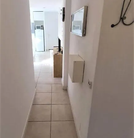 3 Pieces Centre Juan Les Pins Avec Parking Prive 아파트